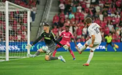 Dos Santos has four saves for SDFC, which wins second straight